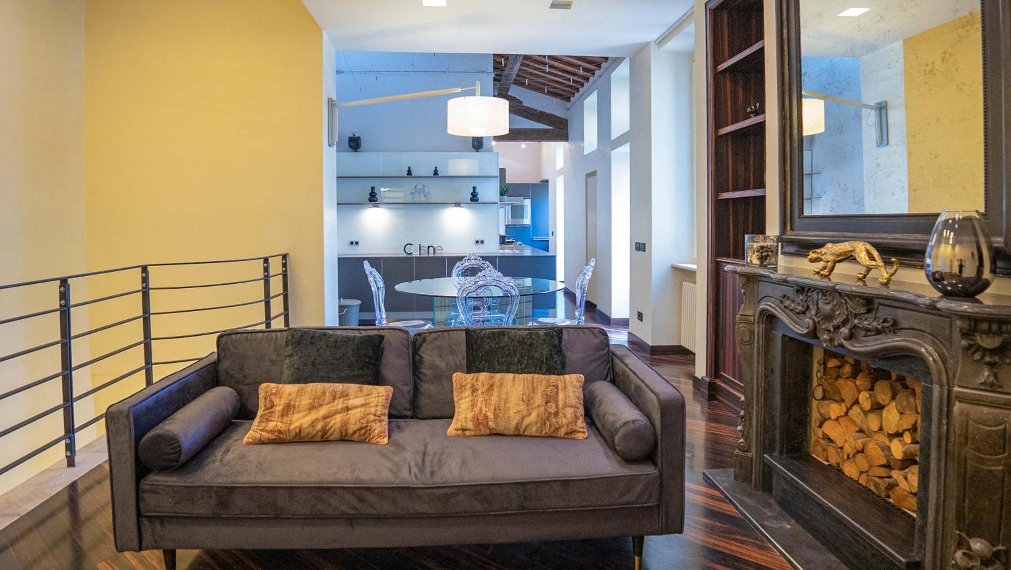Piazza Venezia Charming With View Appartamento *
